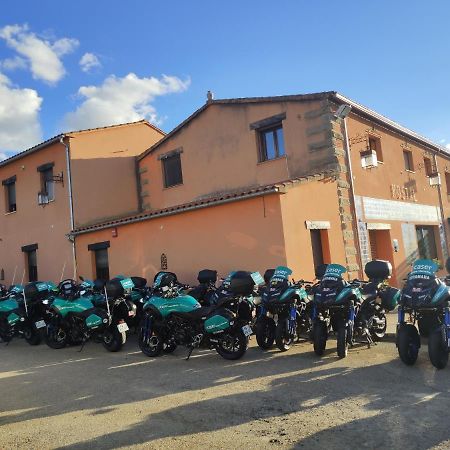 El Huesped Del Sevillano Ar Lagartera المظهر الخارجي الصورة