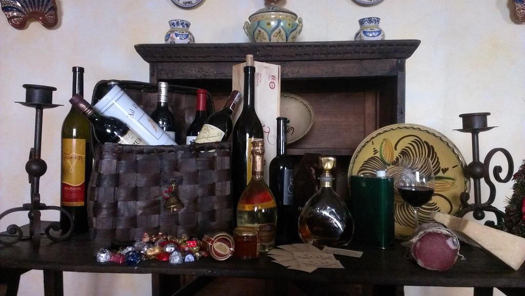 El Huesped Del Sevillano Ar Lagartera المظهر الخارجي الصورة