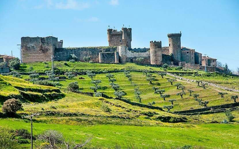 El Huesped Del Sevillano Ar Lagartera المظهر الخارجي الصورة